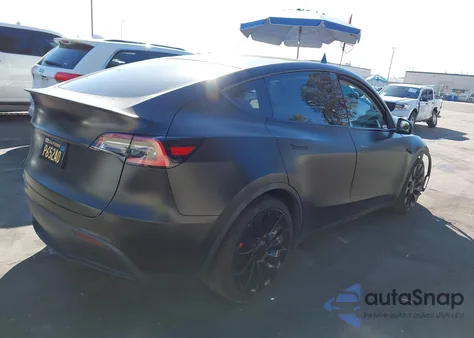 2021 Tesla Model Y Performance Dual Motor All-Wheel Drive from USA, damaged, VIN 5YJYGDEF9MF097922